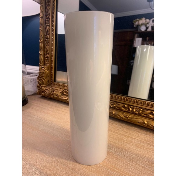 New! Pottery Barn 3”x10” unscented wax pillar candle in ivory - Picture 4 of 6